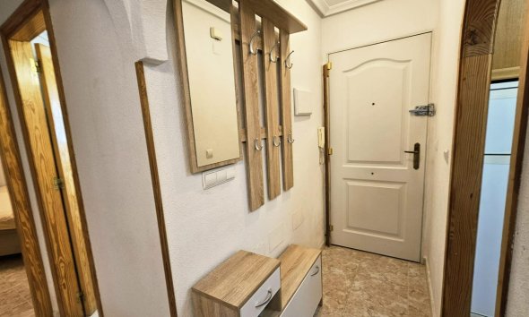 Revente - Apartment -
Torrevieja - Nueva Torrevieja