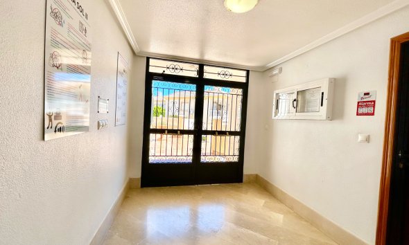 Revente - Apartment -
La Zenia - Costa Blanca