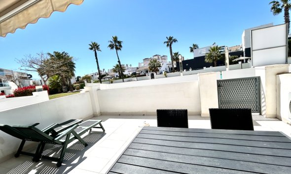 Revente - Apartment -
Villamartin - Costa Blanca