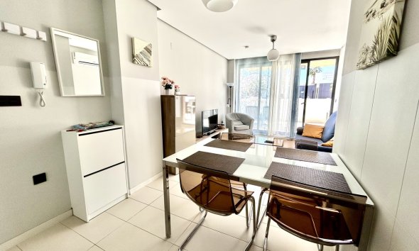Revente - Apartment -
Villamartin - Costa Blanca