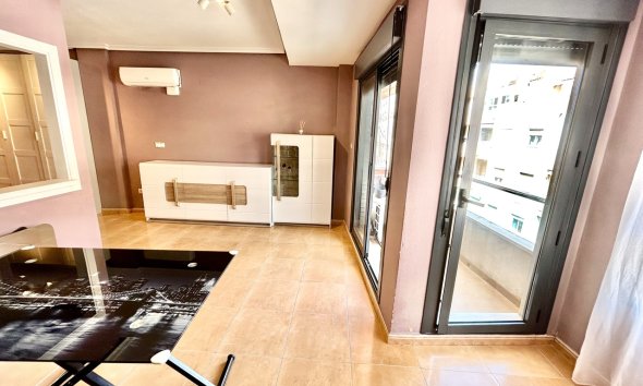 Revente - Apartment -
Torrevieja - Costa Blanca
