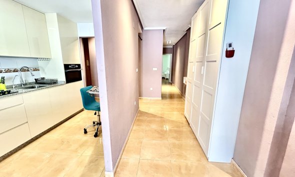 Revente - Apartment -
Torrevieja - Costa Blanca