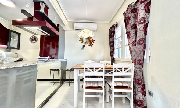 Revente - Apartment -
Los Altos - Costa Blanca