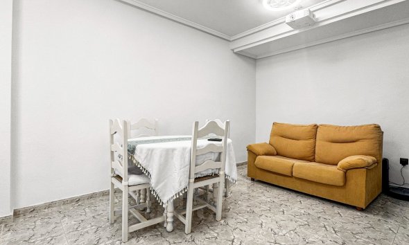 Resale - Duplex -
Torrevieja - Costa Blanca