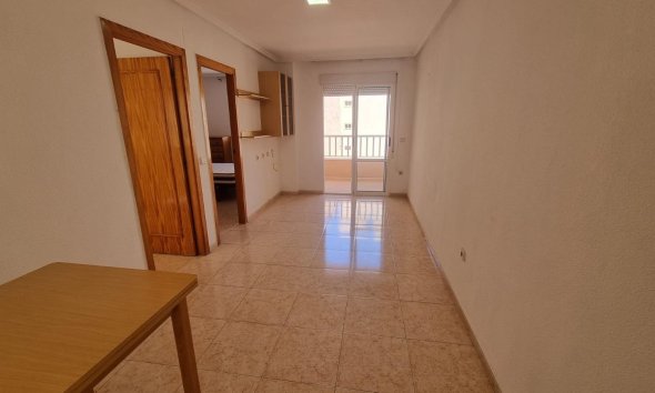 Resale - Apartment -
Torrevieja - El Molino