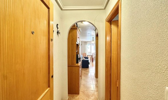 Resale - Apartment -
Torrevieja - Centro