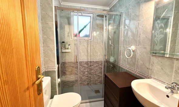Resale - Apartment -
Torrevieja - Centro