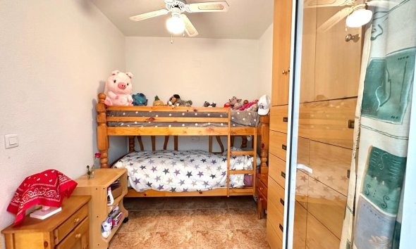 Resale - Apartment -
Torrevieja - Centro