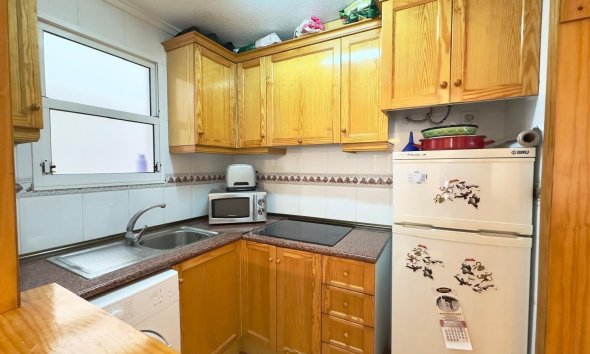 Resale - Apartment -
Torrevieja - Centro