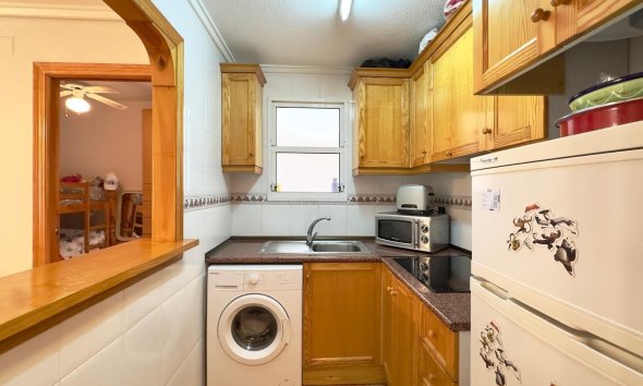 Resale - Apartment -
Torrevieja - Centro