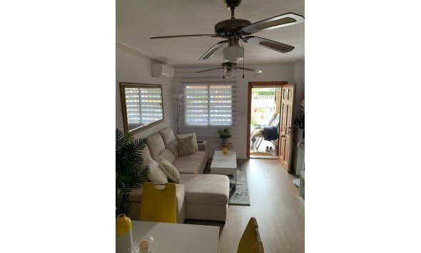 Resale - Villa -
Orihuela Costa - Las Filipinas