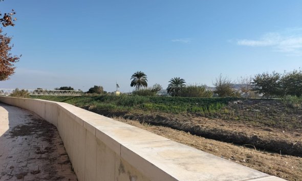 Resale - Town House -
Formentera del Segura - Centro