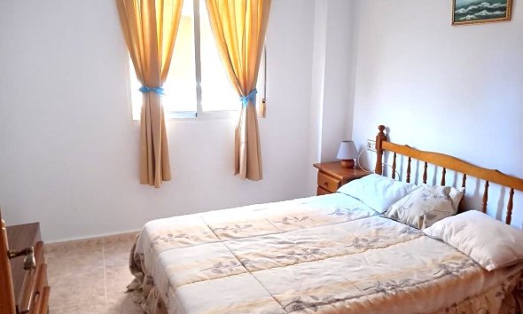 Revente - Apartment -
Torrevieja - El Molino