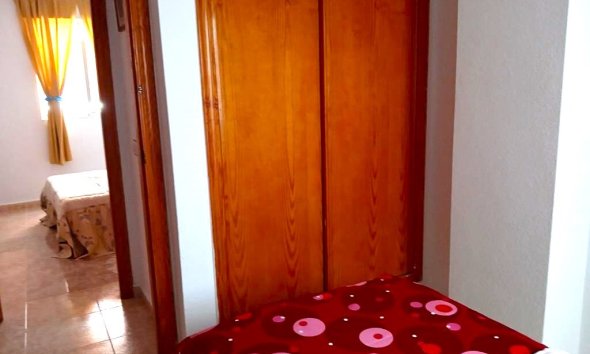 Revente - Apartment -
Torrevieja - El Molino