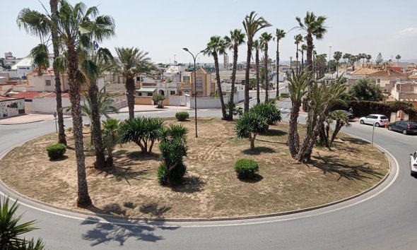 Revente - Duplex -
Torrevieja - Carrefour