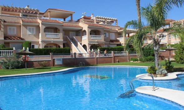 Revente - Apartment -
Orihuela Costa - Costa Blanca