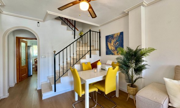 Reventa - Town House -
Orihuela Costa - Las Filipinas