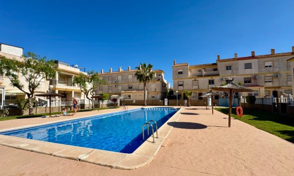 Reventa - Town House -
Orihuela Costa - Las Filipinas