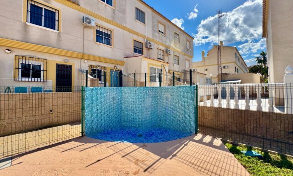 Reventa - Town House -
Orihuela Costa - Las Filipinas