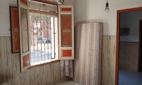 Reventa - Semi Detached -
Los Montesinos