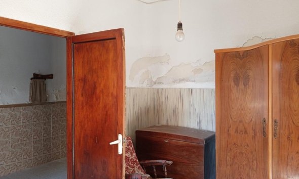 Reventa - Semi Detached -
Los Montesinos