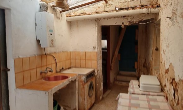 Reventa - Semi Detached -
Los Montesinos