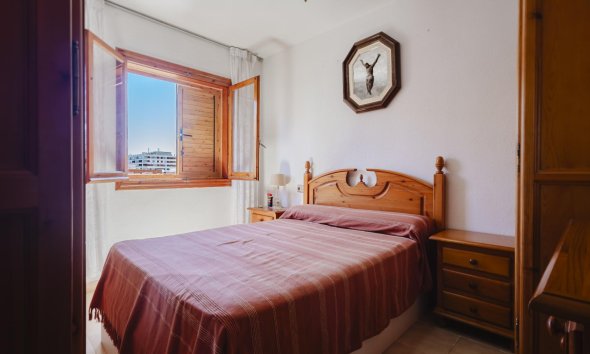 Revente - Attique -
Torrevieja - Costa Blanca