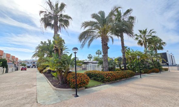 Revente - Apartment -
Orihuela Costa - Costa Blanca