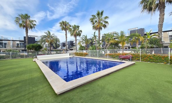 Revente - Apartment -
Orihuela Costa - Costa Blanca