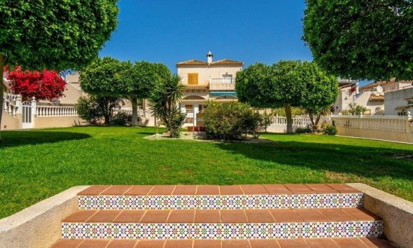 Revente - Quad House -
Torrevieja - Los Altos