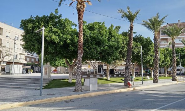 Revente - Semi Detached -
Los Montesinos - PUEBLO CENTRO