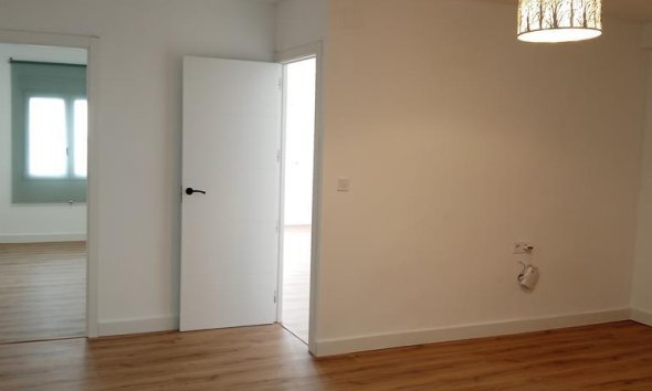 Revente - Apartment -
Torrevieja - El Molino