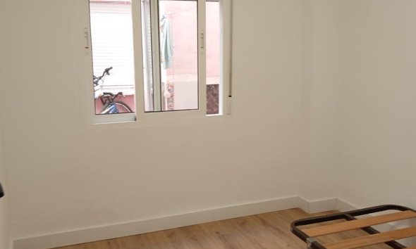 Revente - Apartment -
Torrevieja - El Molino