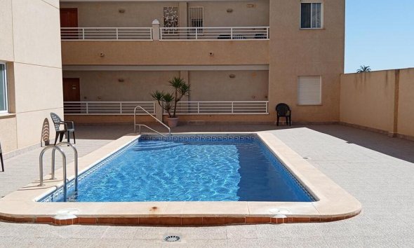 Revente - Apartment -
Los Montesinos - PUEBLO CENTRO