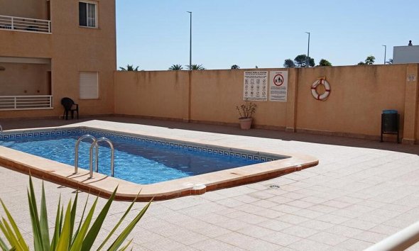 Revente - Apartment -
Los Montesinos - PUEBLO CENTRO