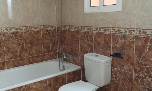 Revente - Apartment -
Los Montesinos - PUEBLO CENTRO