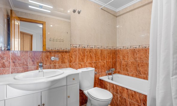 Revente - Apartment -
Torrevieja - Costa Blanca