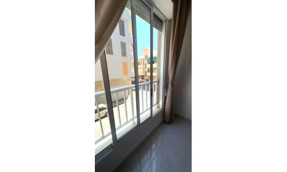 Revente - Apartment -
Torrevieja - Acequion