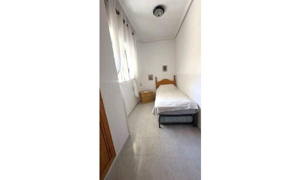Revente - Apartment -
Torrevieja - Acequion