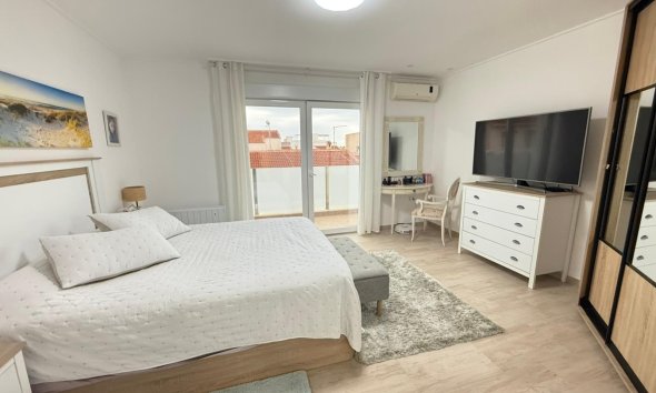 Revente - Town House -
Torrevieja - El Chaparral