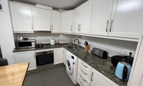 Revente - Apartment -
Torrevieja - Centro
