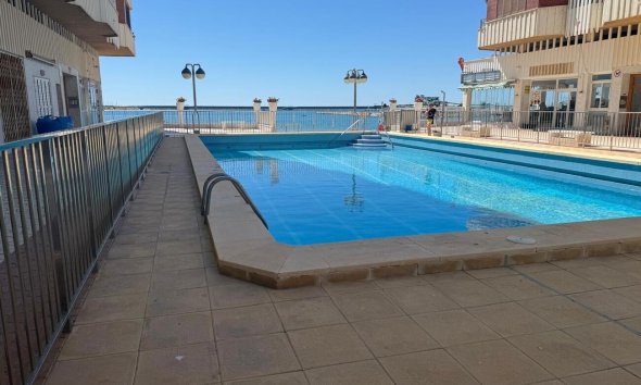 Revente - Apartment -
Torrevieja - Playa del Acequión