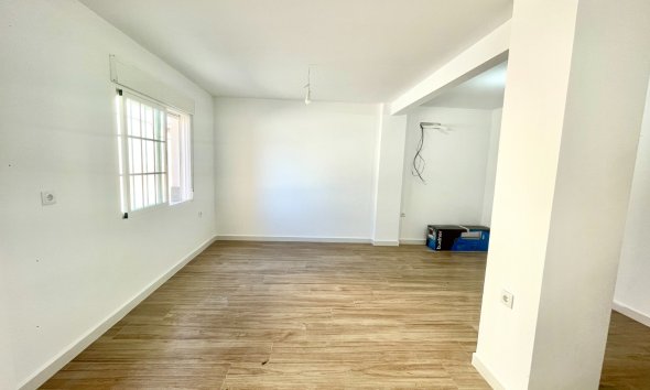 Reventa - Town House -
Daya Vieja - Costa Blanca