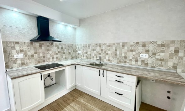 Reventa - Town House -
Daya Vieja - Costa Blanca