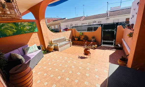 Revente - Town House -
Jacarilla - Inland
