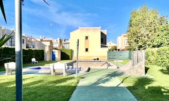 Revente - Apartment -
Torrevieja - Costa Blanca
