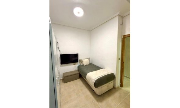 Revente - Apartment -
Torrevieja - Nueva Torrevieja