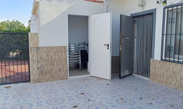 Revente - Bungalow -
Torrevieja - Torretas