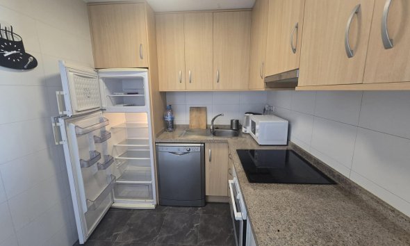 Revente - Apartment -
Torrevieja - Centro