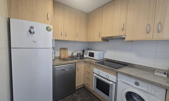 Revente - Apartment -
Torrevieja - Centro